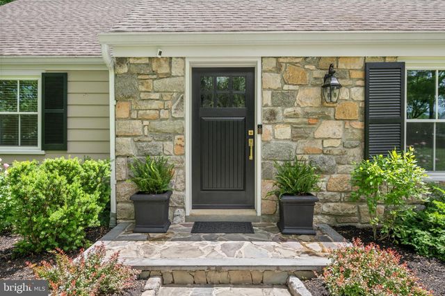 141 SPROUL RD, Villanova, PA 19085