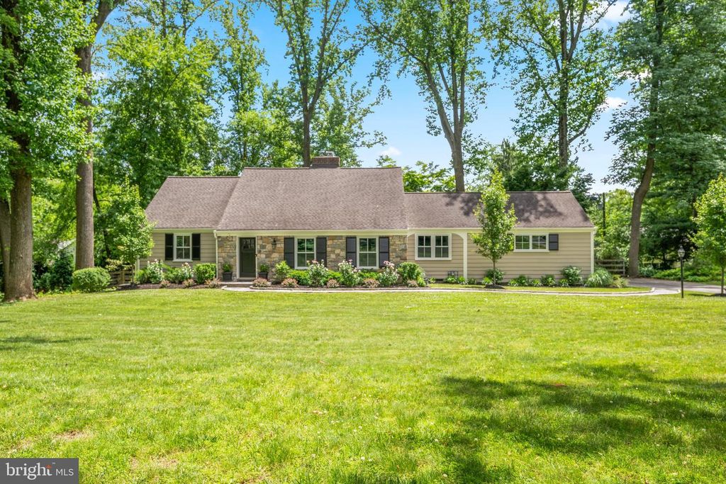 141 SPROUL RD, Villanova, PA 19085