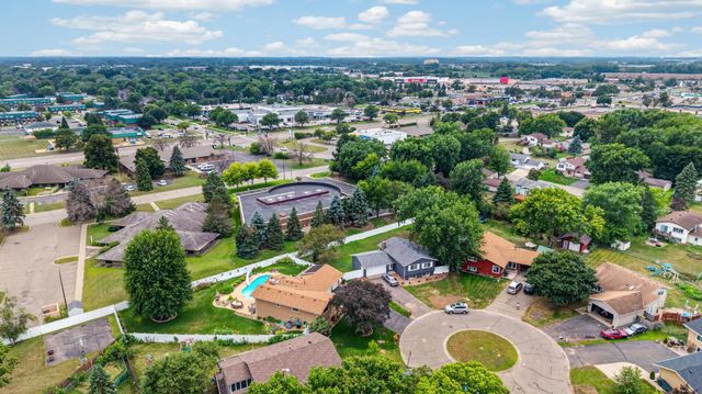 7810 Idaho Lane N, Brooklyn Park, MN 55445