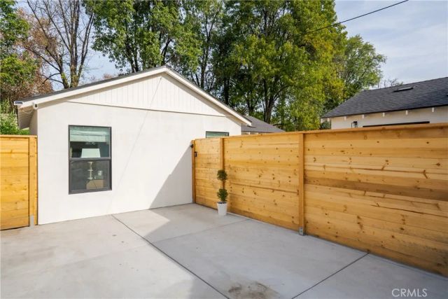 145 E Green Street, Claremont, CA 91711