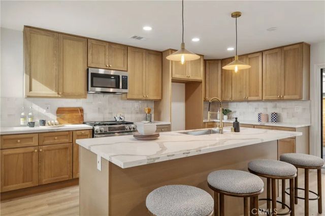 145 E Green Street, Claremont, CA 91711