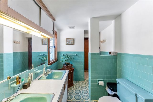 115 Kennedy Rd, Stoughton, MA 02072