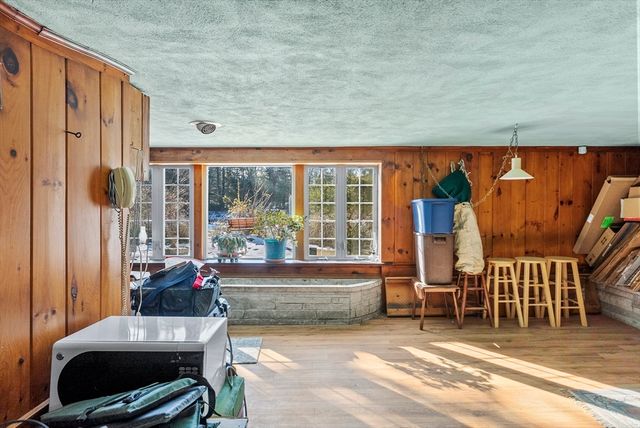 115 Kennedy Rd, Stoughton, MA 02072