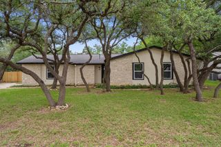 710 Ruby Isle DR, Leander, TX 78641