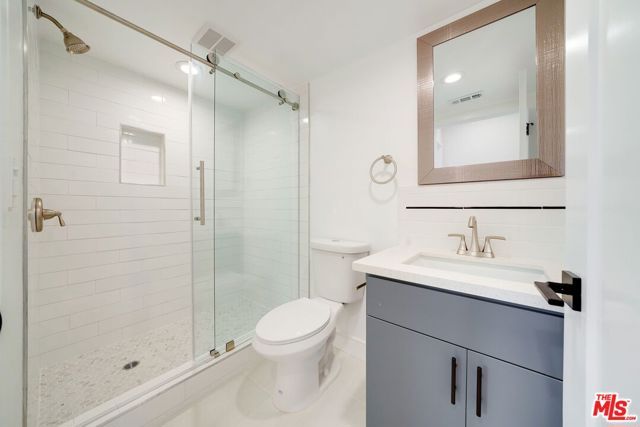 4866 W Pickford Street, Los Angeles, CA 90019