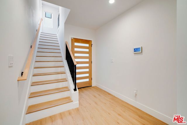 4866 W Pickford Street, Los Angeles, CA 90019