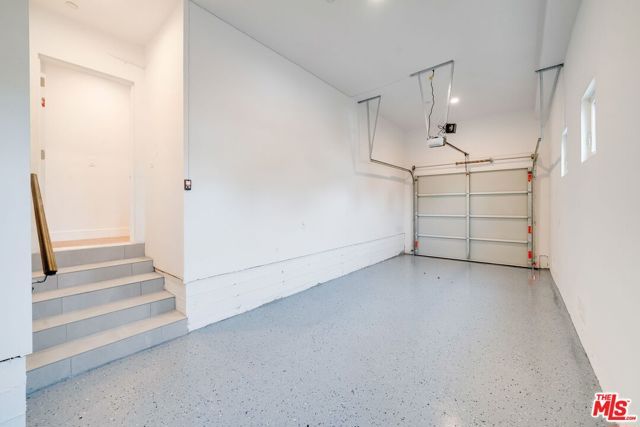 4866 W Pickford Street, Los Angeles, CA 90019