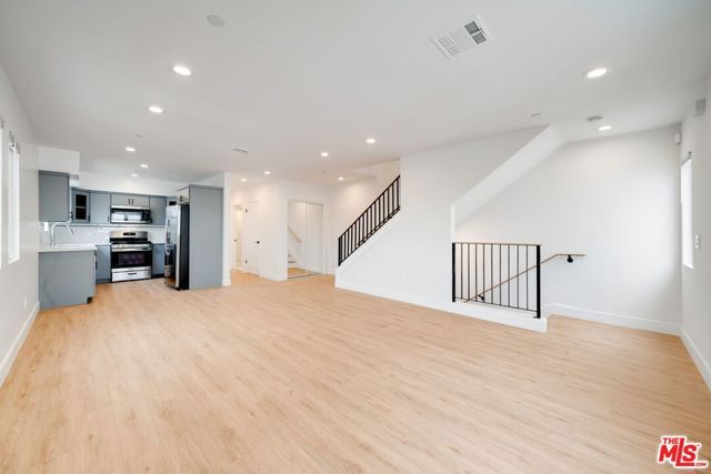 4866 W Pickford Street, Los Angeles, CA 90019