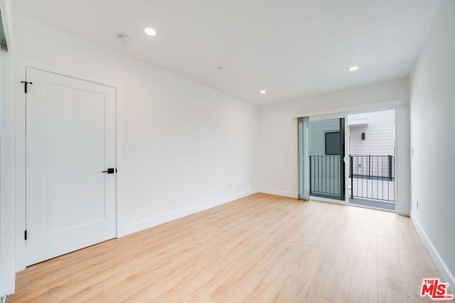 4866 W Pickford Street, Los Angeles, CA 90019