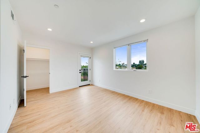 4866 W Pickford Street, Los Angeles, CA 90019