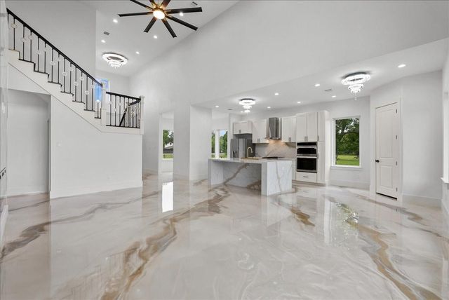 3237 Harkey Rd, Pearland, TX 77584