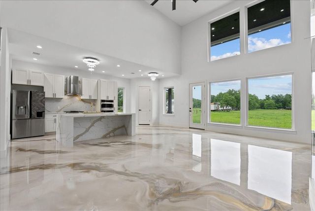 3237 Harkey Rd, Pearland, TX 77584
