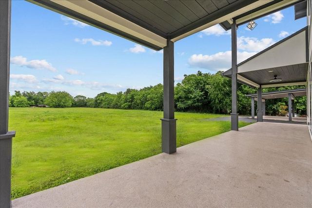 3237 Harkey Rd, Pearland, TX 77584