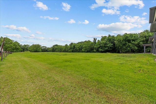 3237 Harkey Rd, Pearland, TX 77584
