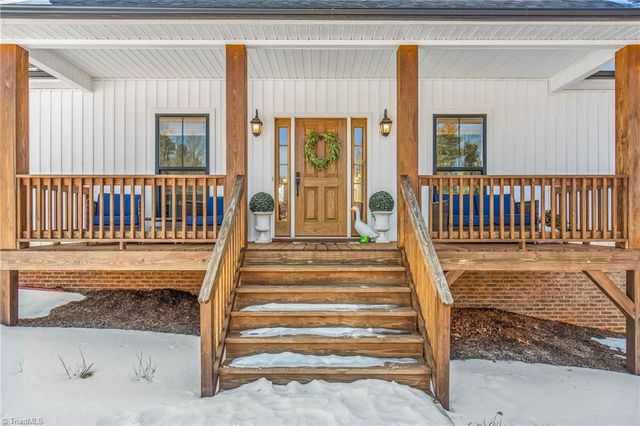 1165 Flinty Knoll Road, Pinnacle, NC 27043