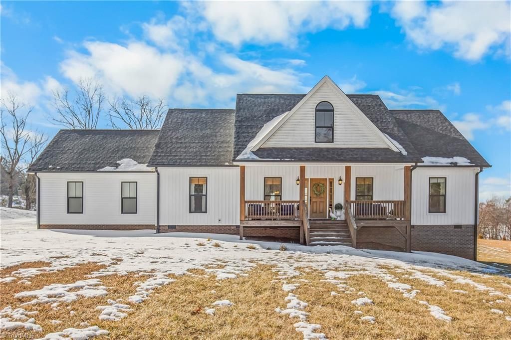 1165 Flinty Knoll Road, Pinnacle, NC 27043