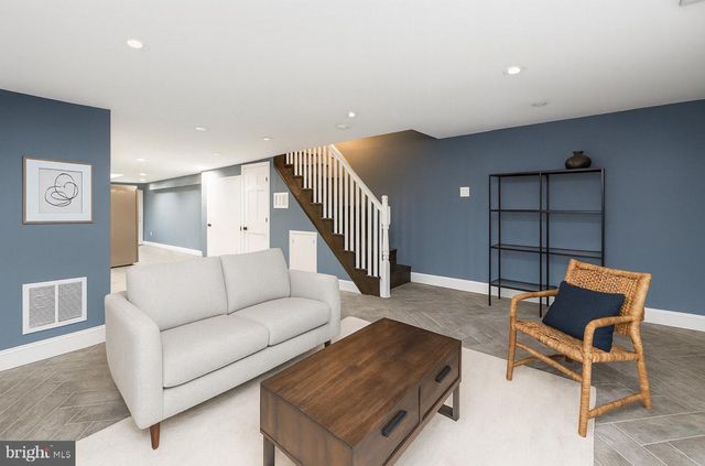 5817-1/2 BELAIR RD, Baltimore, MD 21206