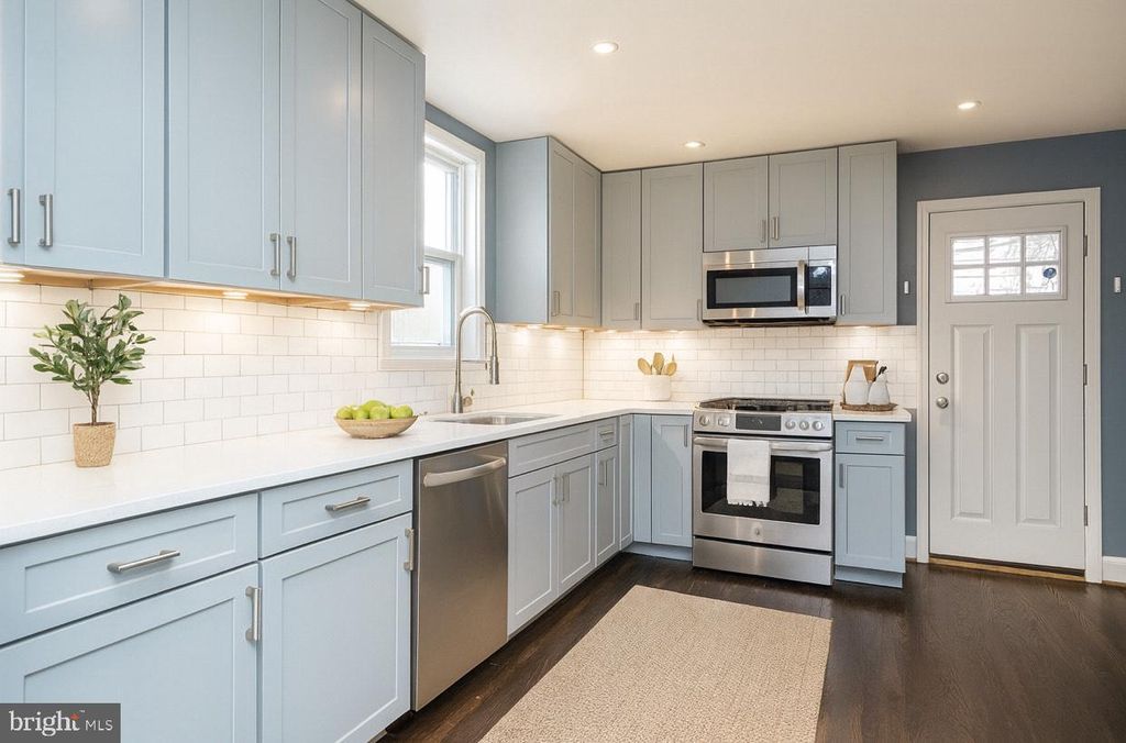 5817-1/2 BELAIR RD, Baltimore, MD 21206