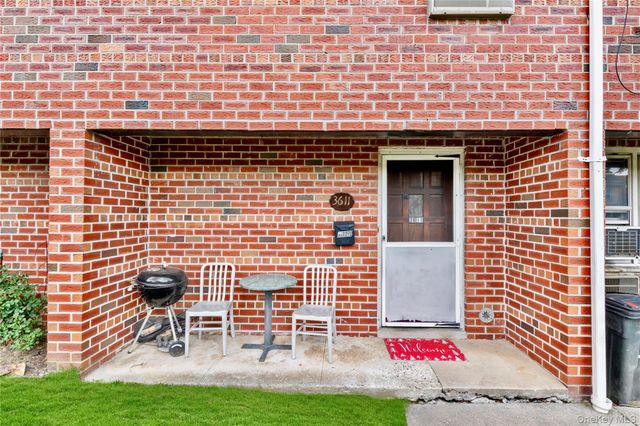 36-11 Utopia Parkway, Flushing, NY 11358