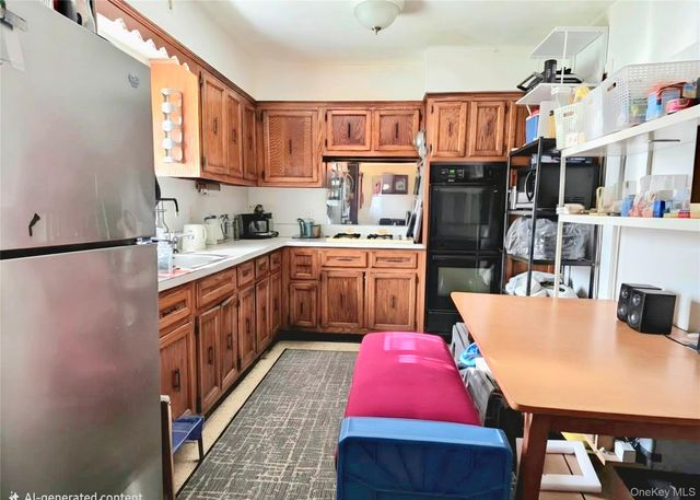 36-11 Utopia Parkway, Flushing, NY 11358