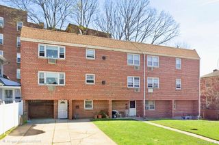 36-11 Utopia Parkway, Flushing, NY 11358