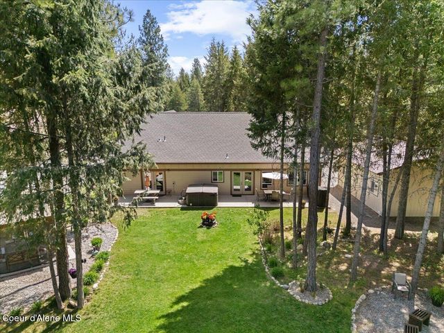 200 DANCING LIGHTS LANE, Athol, ID 83801