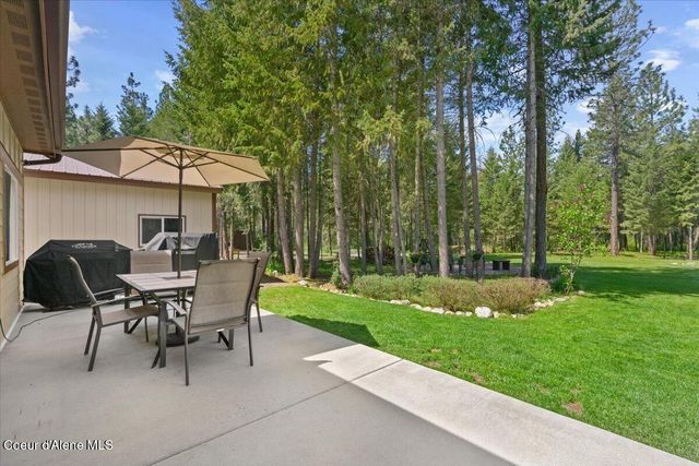 200 DANCING LIGHTS LANE, Athol, ID 83801