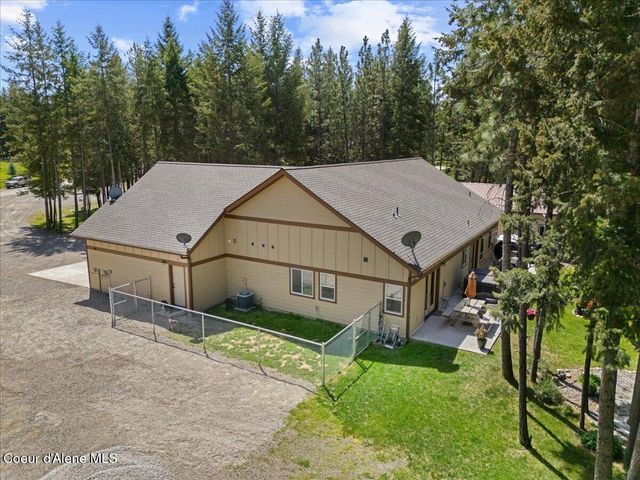 200 DANCING LIGHTS LANE, Athol, ID 83801