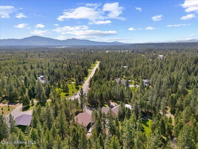 200 DANCING LIGHTS LANE, Athol, ID 83801