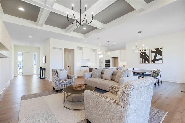 15837 Buena Vista Street, Overland Park, KS 66224
