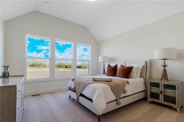 15837 Buena Vista Street, Overland Park, KS 66224