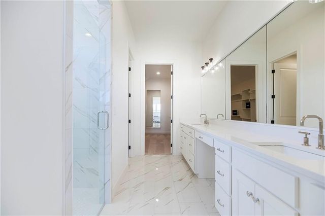 15837 Buena Vista Street, Overland Park, KS 66224