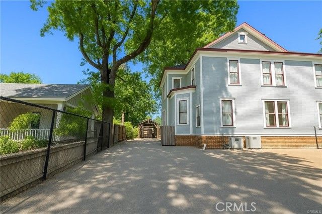 256 E 1st Avenue, Chico, CA 95926