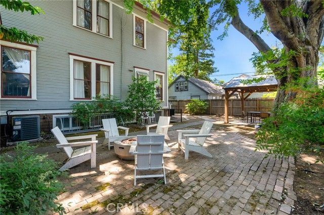 256 E 1st Avenue, Chico, CA 95926