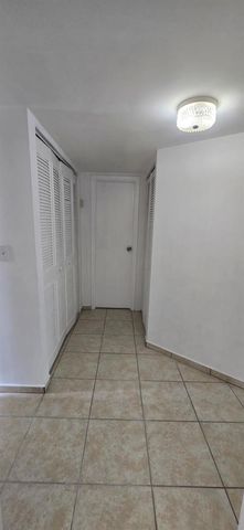 4851 NW 26TH Court 338, Lauderdale Lakes, FL 33313