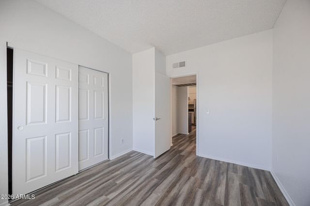2826 E MONTE CRISTO Avenue 203, Phoenix, AZ 85032