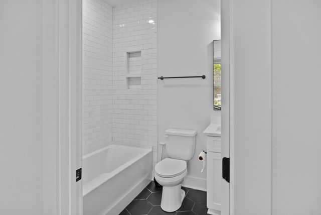 530 Edwin St Unit 20, Nashville, TN 37207