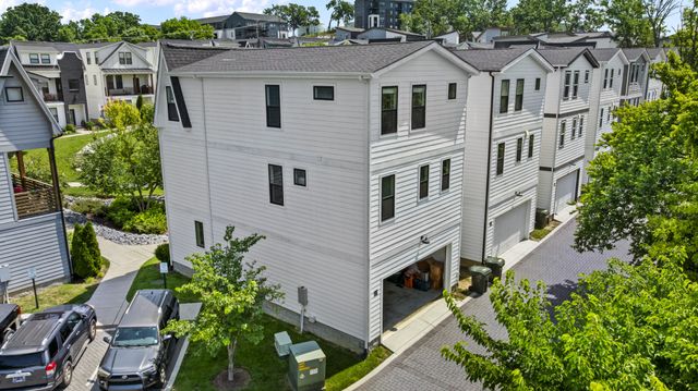 530 Edwin St Unit 20, Nashville, TN 37207