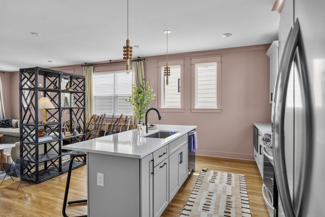 530 Edwin St Unit 20, Nashville, TN 37207