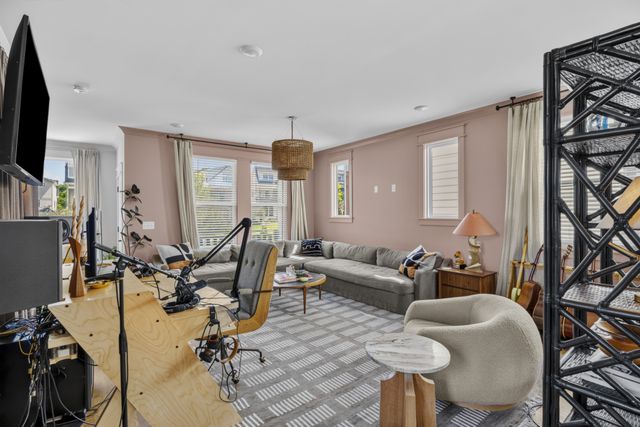 530 Edwin St Unit 20, Nashville, TN 37207