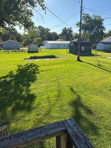 809 N Mason Street, Bicknell, IN 47512