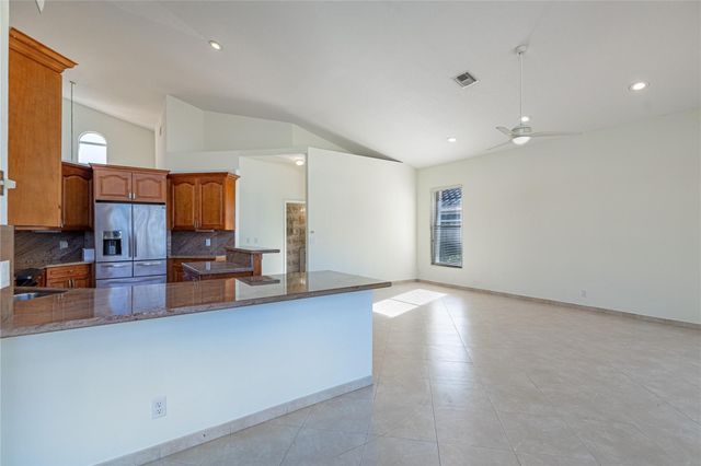 9901 NW 48th Court, Coral Springs, FL 33076