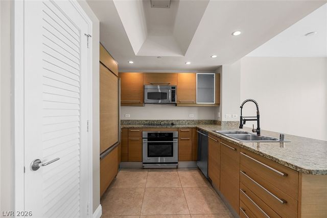 222 Karen Avenue 1506, Las Vegas, NV 89109