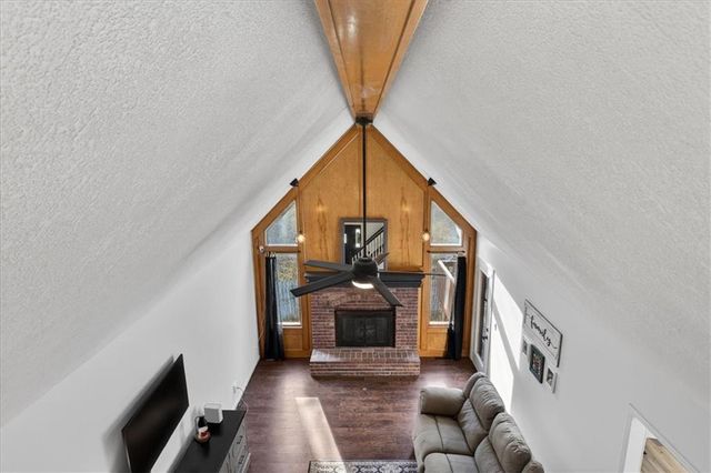 3695 SW Kimstin Circle, Blue Springs, MO 64015