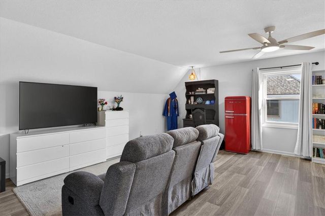 3695 SW Kimstin Circle, Blue Springs, MO 64015