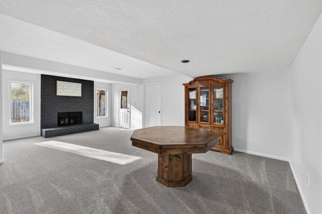 3695 SW Kimstin Circle, Blue Springs, MO 64015