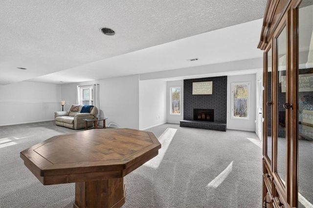 3695 SW Kimstin Circle, Blue Springs, MO 64015