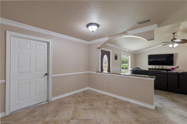 3760 Golden Gate BLVD E, Naples, FL 34120