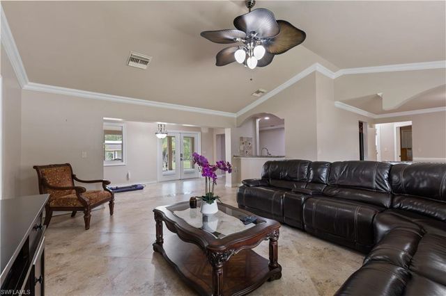 3760 Golden Gate BLVD E, Naples, FL 34120