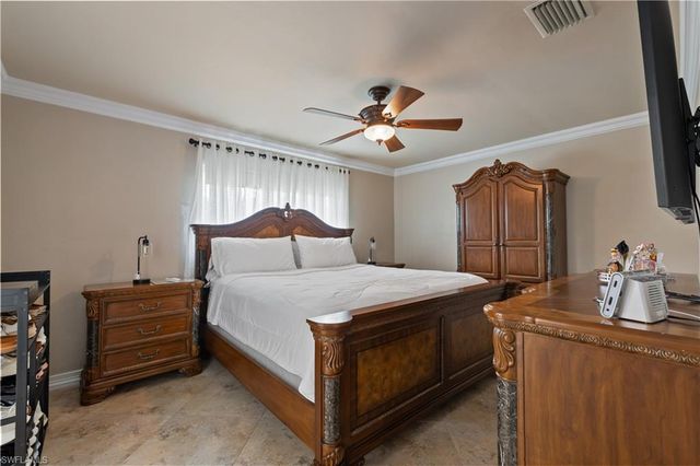 3760 Golden Gate BLVD E, Naples, FL 34120
